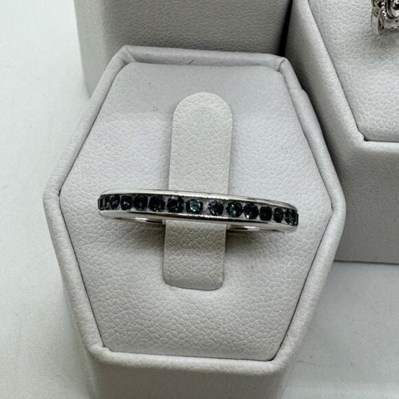 Lot of‎ 3 Silver Tone Rings sizes 8 9 10 Blue Band Crystals Wide - Picture 3 of 9